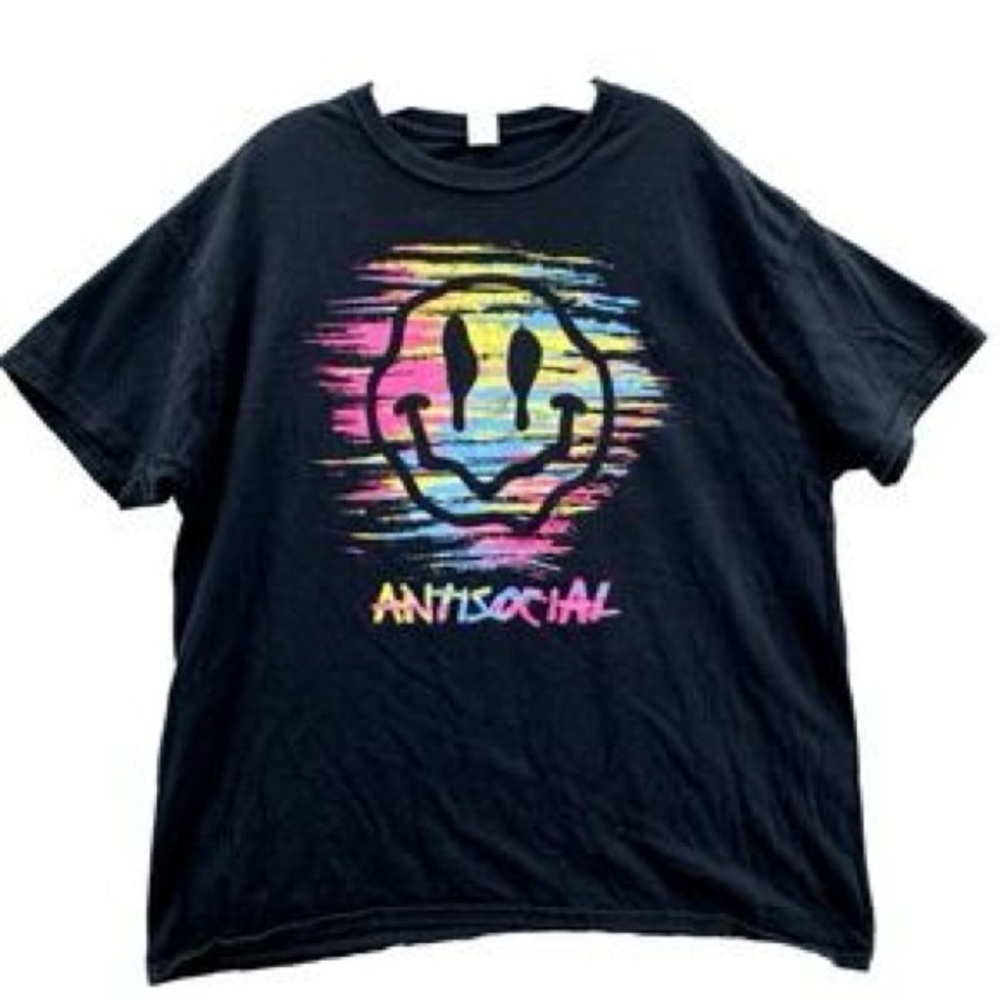 Gildan Smiley Antisocial Black Tee